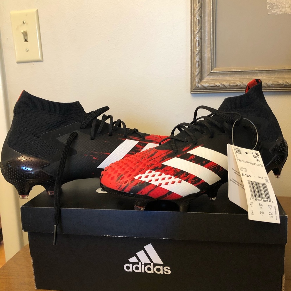 New/never worn Adidas Soccer cleats